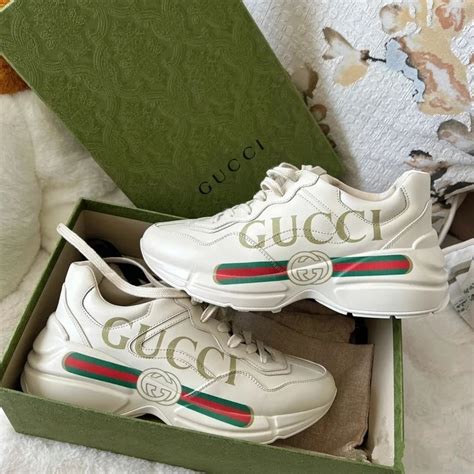 кроссовки gucci